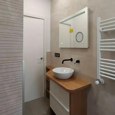Tati Homes - Vista Alegre 33.1 Santander Esterno foto